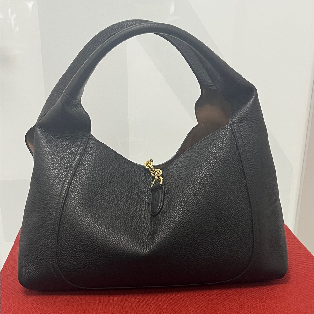 Black Horsebit Soft Hobo Bag with Gold Hardware - Picture 4 of 11